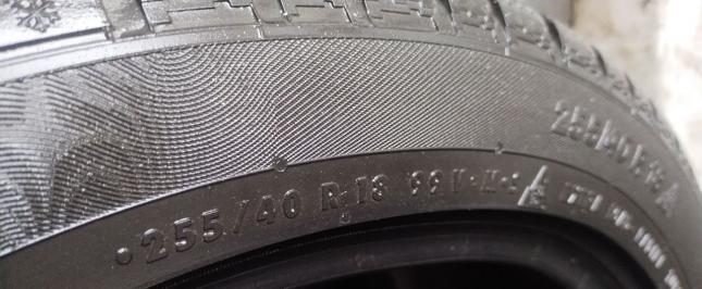 Continental ContiWinterContact TS 830 P 255/40 R18