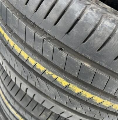 Bridgestone Alenza 001 285/50 R20