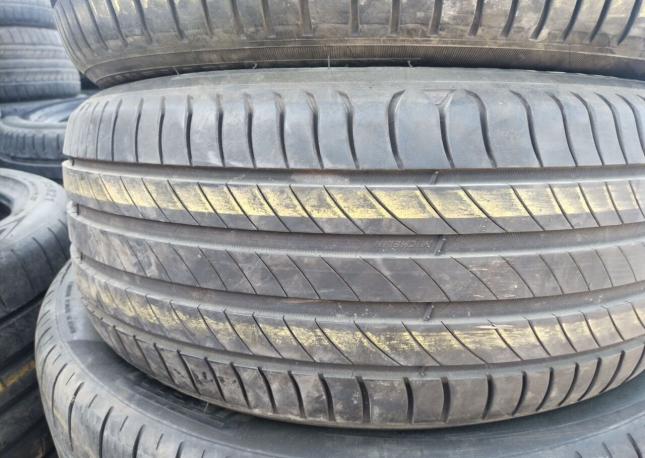Michelin Primacy 4 225/45 R17