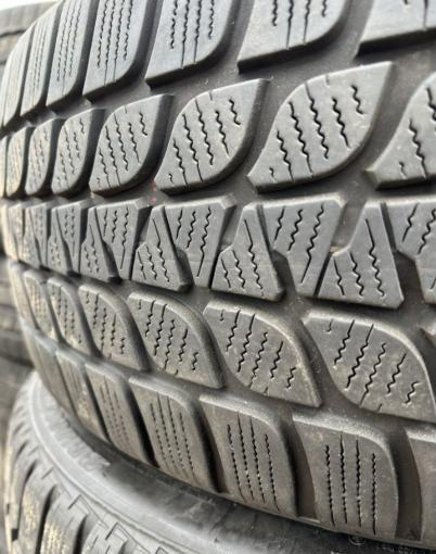 Bridgestone Blizzak LM-25 225/40 R19