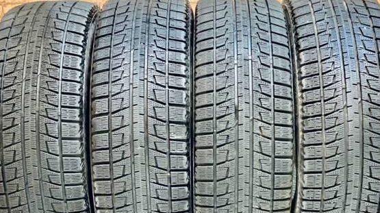 Bridgestone Blizzak Revo2 245/40 R18