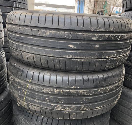 Pirelli P Zero PZ4 245/45 R20