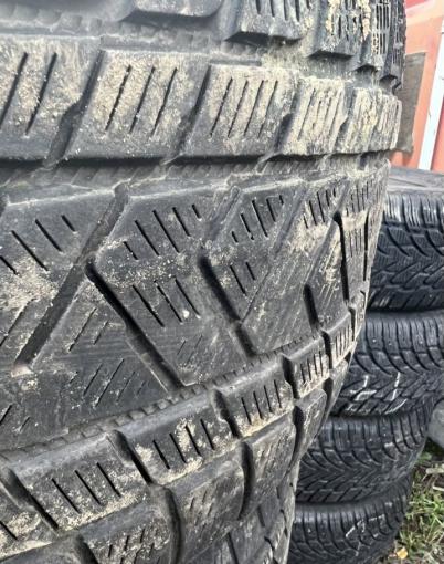 Pirelli Scorpion Winter 265/45 R20