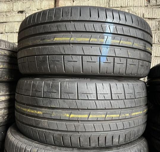 Pirelli P Zero PZ4 235/35 R19