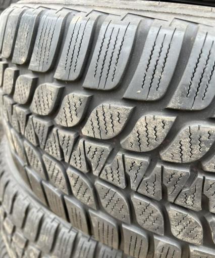 Bridgestone Blizzak LM-25 225/40 R19