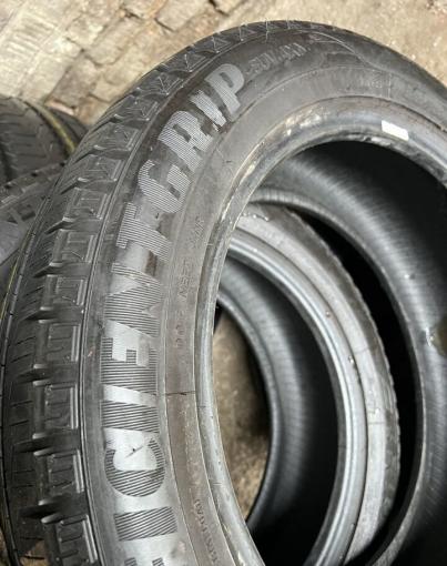 Goodyear EfficientGrip SUV 4x4 235/55 R19