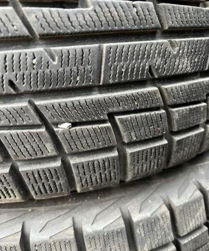 Yokohama Ice Guard IG30 215/60 R16