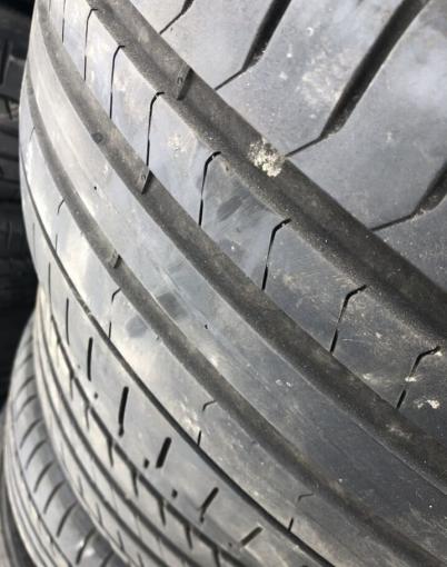 Pirelli P Zero PZ4 255/40 R21