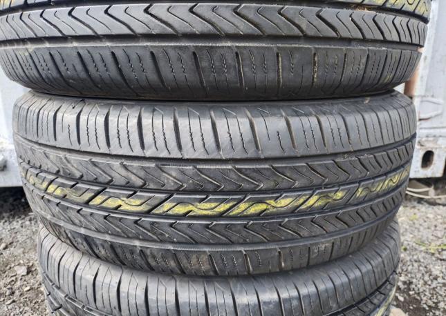 Toyo Extensa A/S 215/65 R16