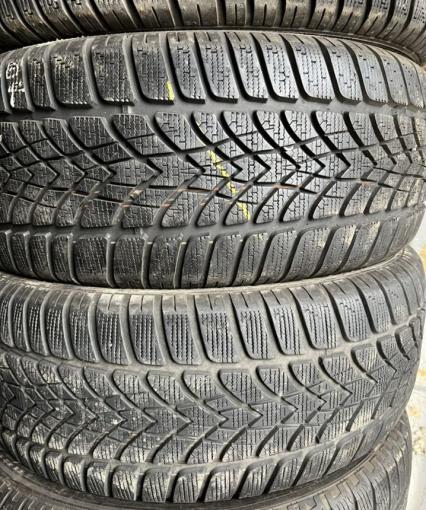 Dunlop SP Winter Sport 4D 235/50 R18 V