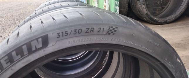 Michelin Pilot Sport 4 S 315/30 R21