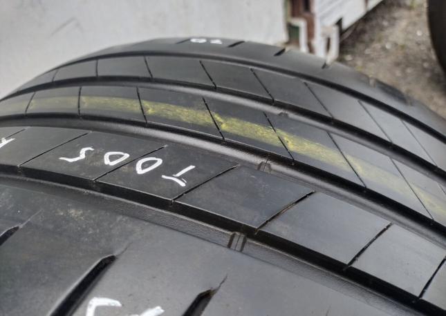 Bridgestone Turanza T005 275/35 R19