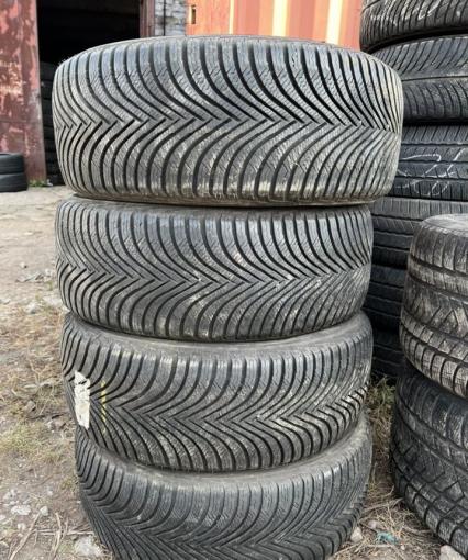 Michelin Alpin 5 215/55 R17