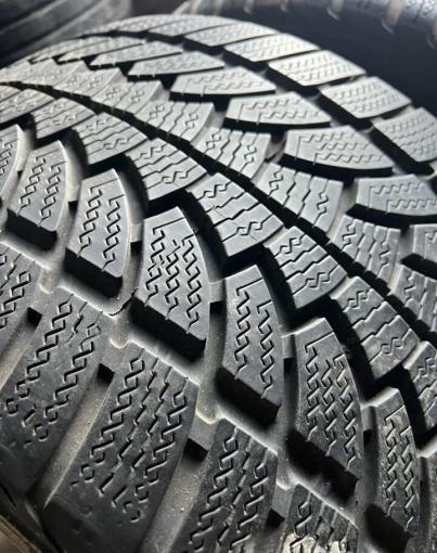 Nokian Tyres WR 295/30 R19