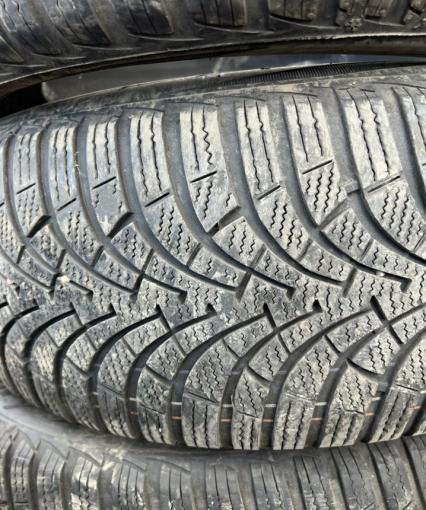 Goodyear UltraGrip 9 205/55 R16
