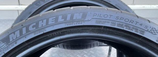 Michelin Pilot Sport 4 S 235/35 R20