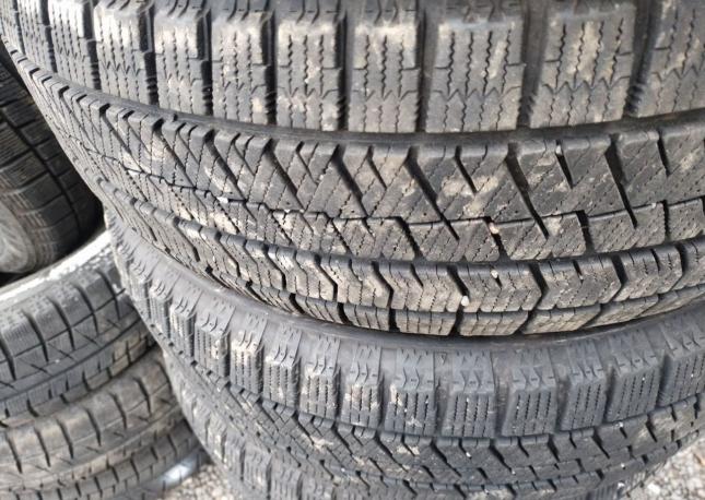 Bridgestone Blizzak VRX2 205/60 R16 92Q