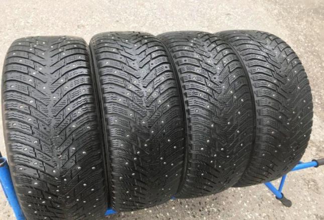 Nokian Tyres Hakkapeliitta 8 235/55 R17