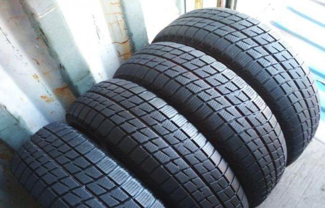 Bridgestone Ice Partner 2 185/60 R15