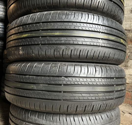 Dunlop Grandtrek PT30 225/65 R17