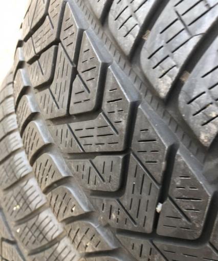 Pirelli Scorpion Winter 215/65 R17 V