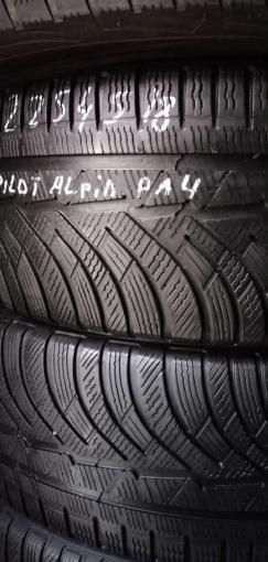 Michelin Pilot Alpin PA4 225/45 R18 V