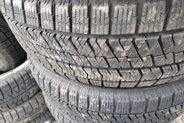 Bridgestone Blizzak VRX2 205/60 R16 92Q