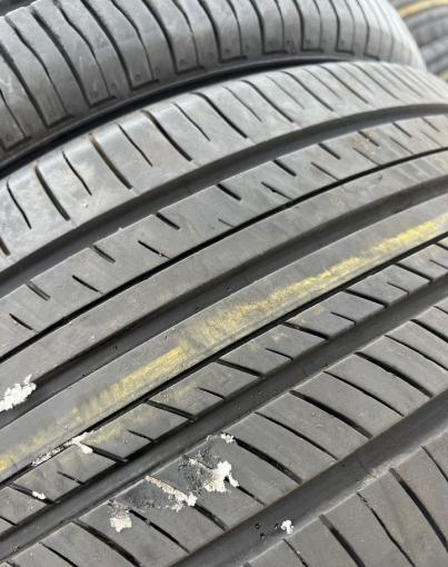 Yokohama Advan dB V552 225/45 R17