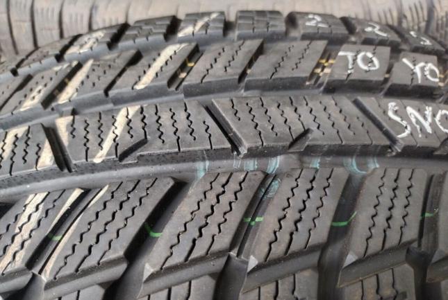 Toyo Snowprox S954 225/55 R19 99V