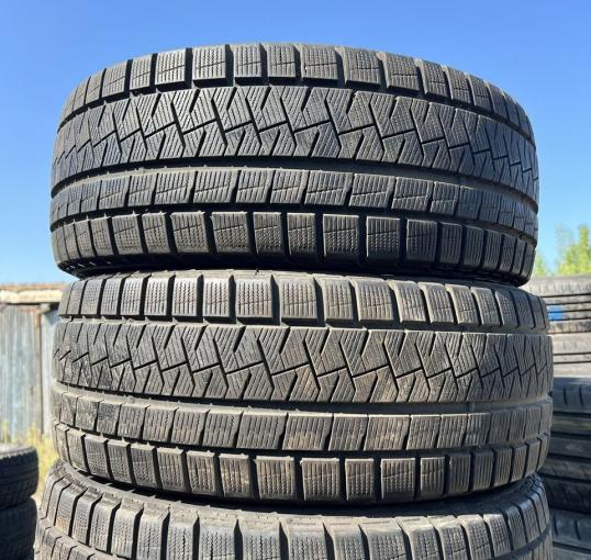 Pirelli Ice Asimmetrico 215/45 R17