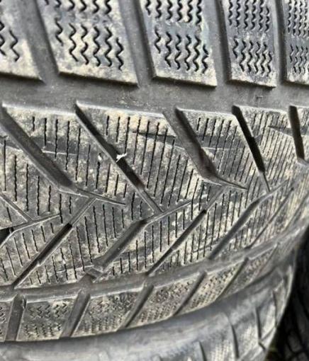 Vredestein Wintrac Xtreme S 275/45 R20