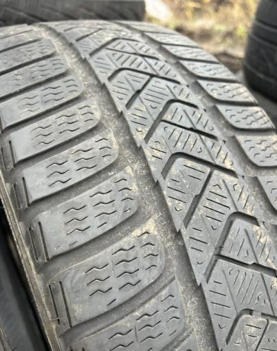 Pirelli Winter Sottozero 3 215/45 R17