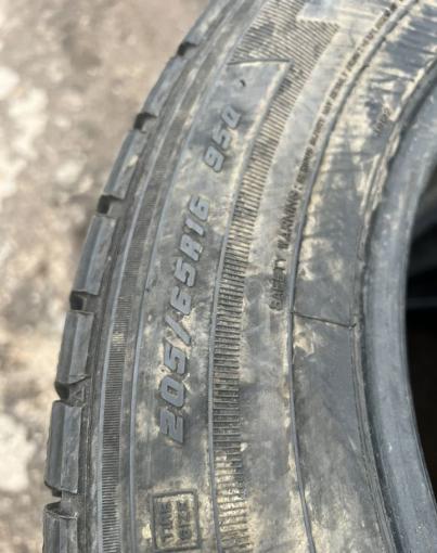 Goodyear Ice Navi Zea II 205/65 R16