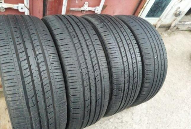 Kumho Solus KH16 225/55 R19