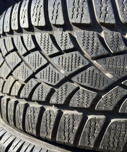 Dunlop SP Winter Sport 3D 245/40 R18