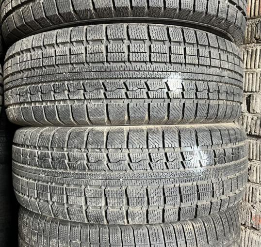 Toyo Winter Tranpath MK4a 225/65 R17