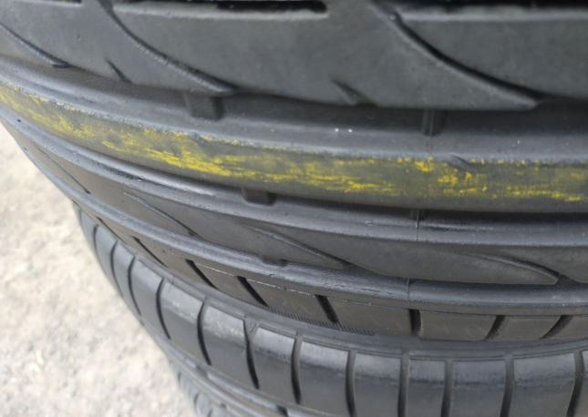 Bridgestone Potenza S001 225/40 R19