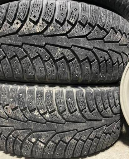 Nokian Tyres Hakkapeliitta 5 225/65 R17