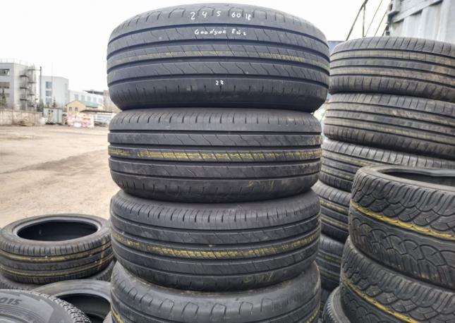 Goodyear EfficientGrip 2 SUV 245/60 R18