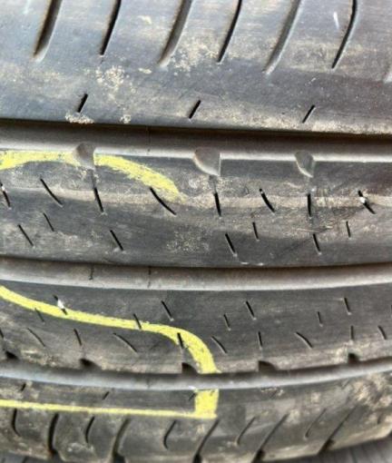 Goodyear EfficientGrip Cargo 235/65 R16C