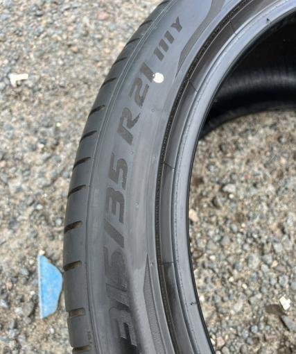 Pirelli P Zero PZ4 315/35 R21