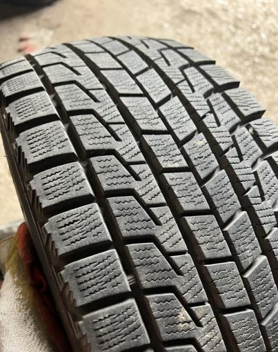 Bridgestone Blizzak Revo1 225/45 R17