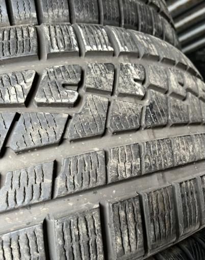 Yokohama W.Drive V902 255/40 R20