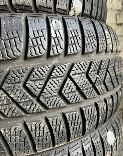 Pirelli Winter Sottozero 3 245/45 R19