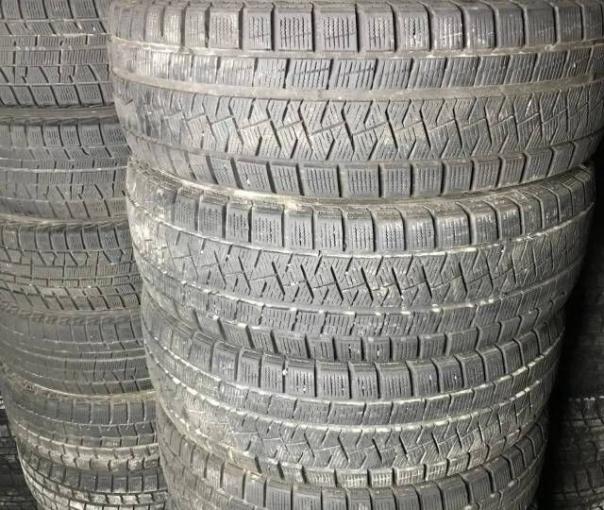 Pirelli Ice Asimmetrico Plus 245/40 R18