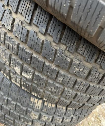 Cooper Weather-Master S/T 2 235/55 R17