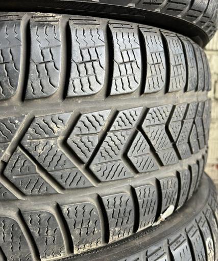 Pirelli Winter Sottozero 3 245/45 R19 V