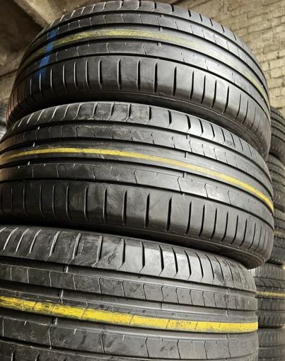 Pirelli P Zero PZ4 235/50 R19