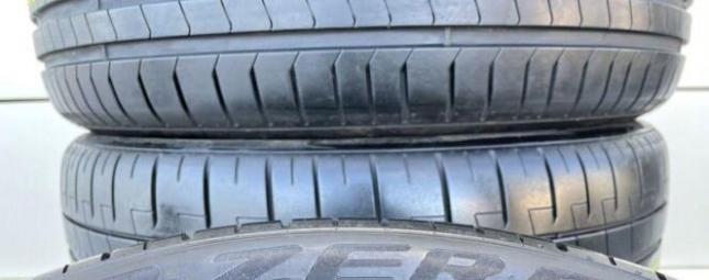 Pirelli P Zero PZ4 235/35 R20