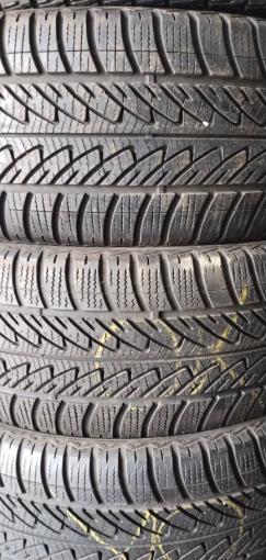 Goodyear UltraGrip 8 Performance 235/55 R18